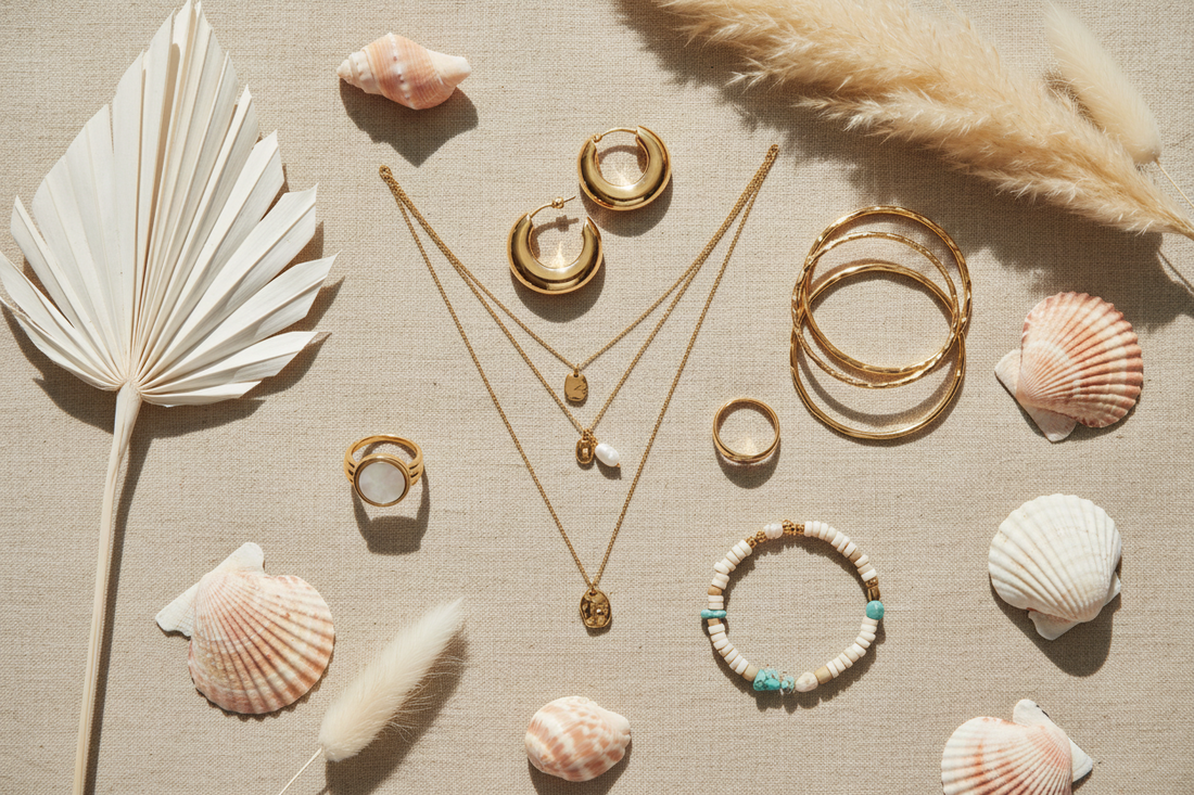 Les bijoux incontournables pour sublimer vos tenues d'été