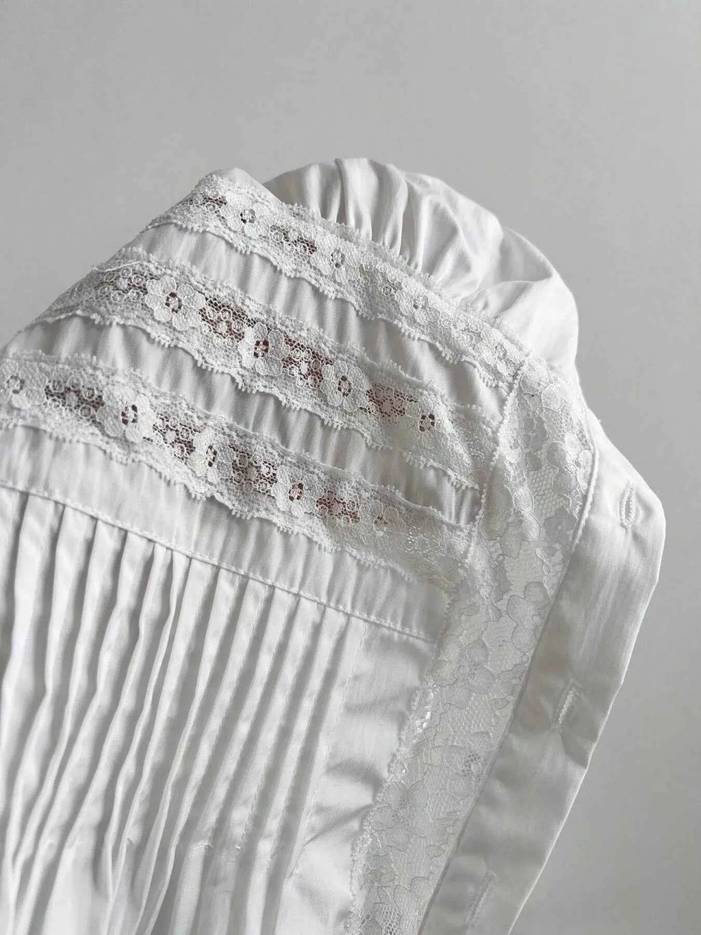 Chemise Femme Boutonée Manches Courtes à Dentelle & Fronces – Légèrement Extensible, S-XL - Bootiky