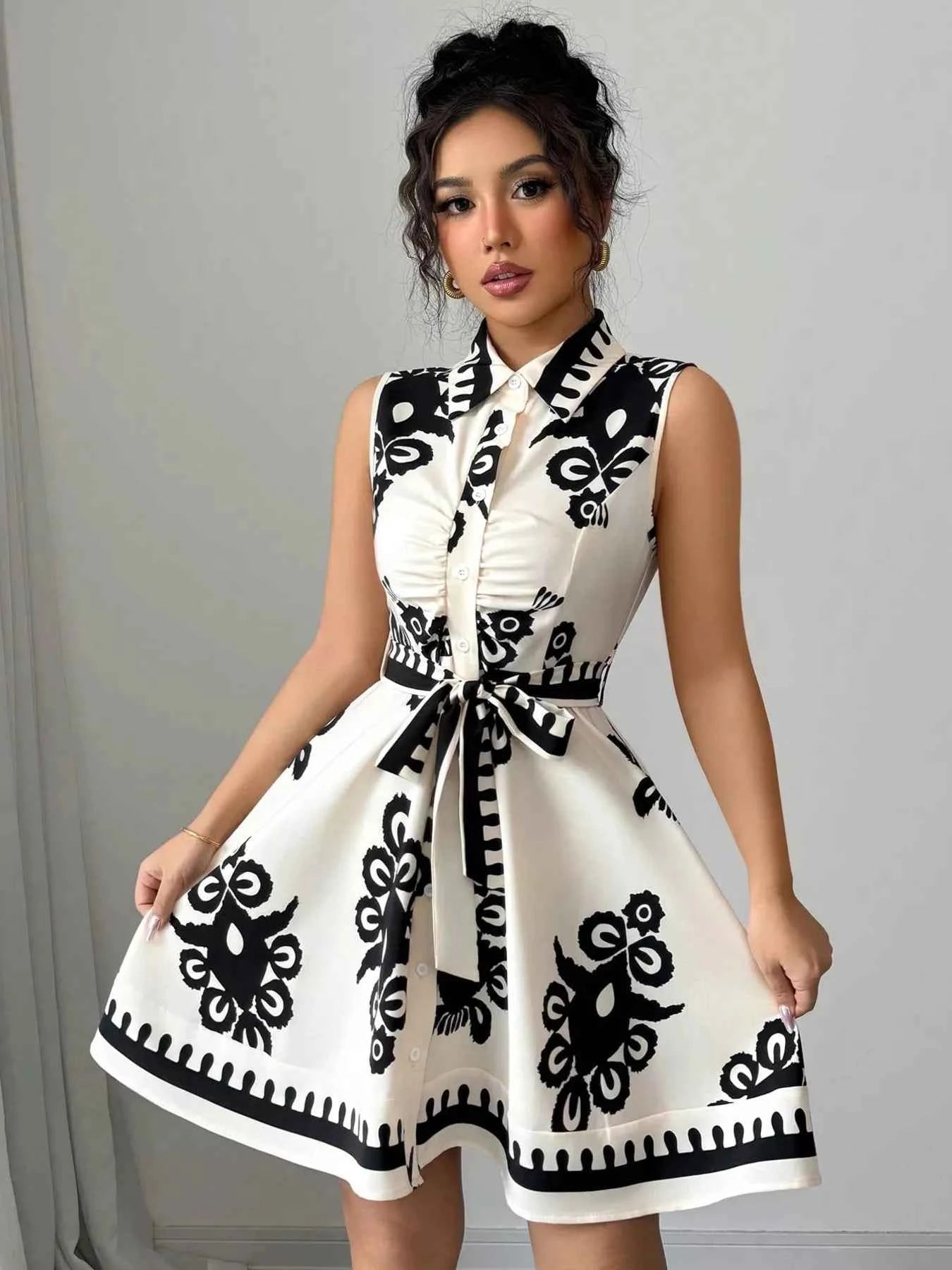 Robe d'Été Froncée Escale Sans Manches – Ceinture à Nouer, S à 2XL - Bootiky