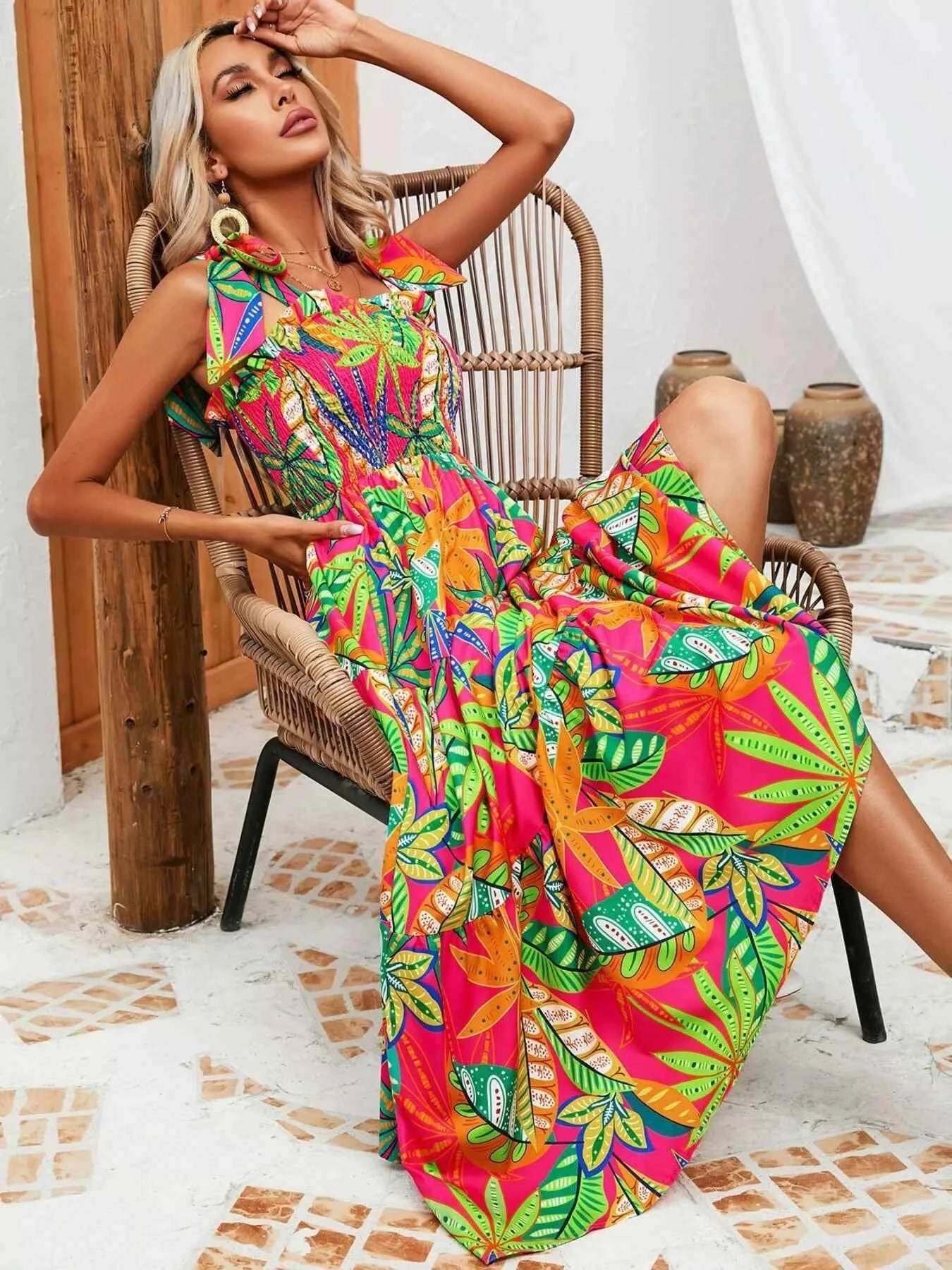 Robe Longue Bohème Oasis Buste Smocké Bretelles à Nouer – Volants, S à 2XL - Bootiky