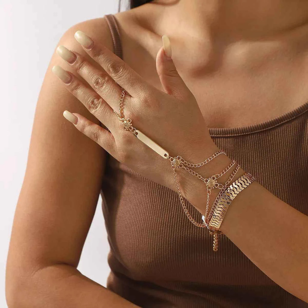 Bracelet de Main Multi-Rangs & Bague Naomi – Plaqué Or 18K ou Argenté, Ajustable - Bootiky