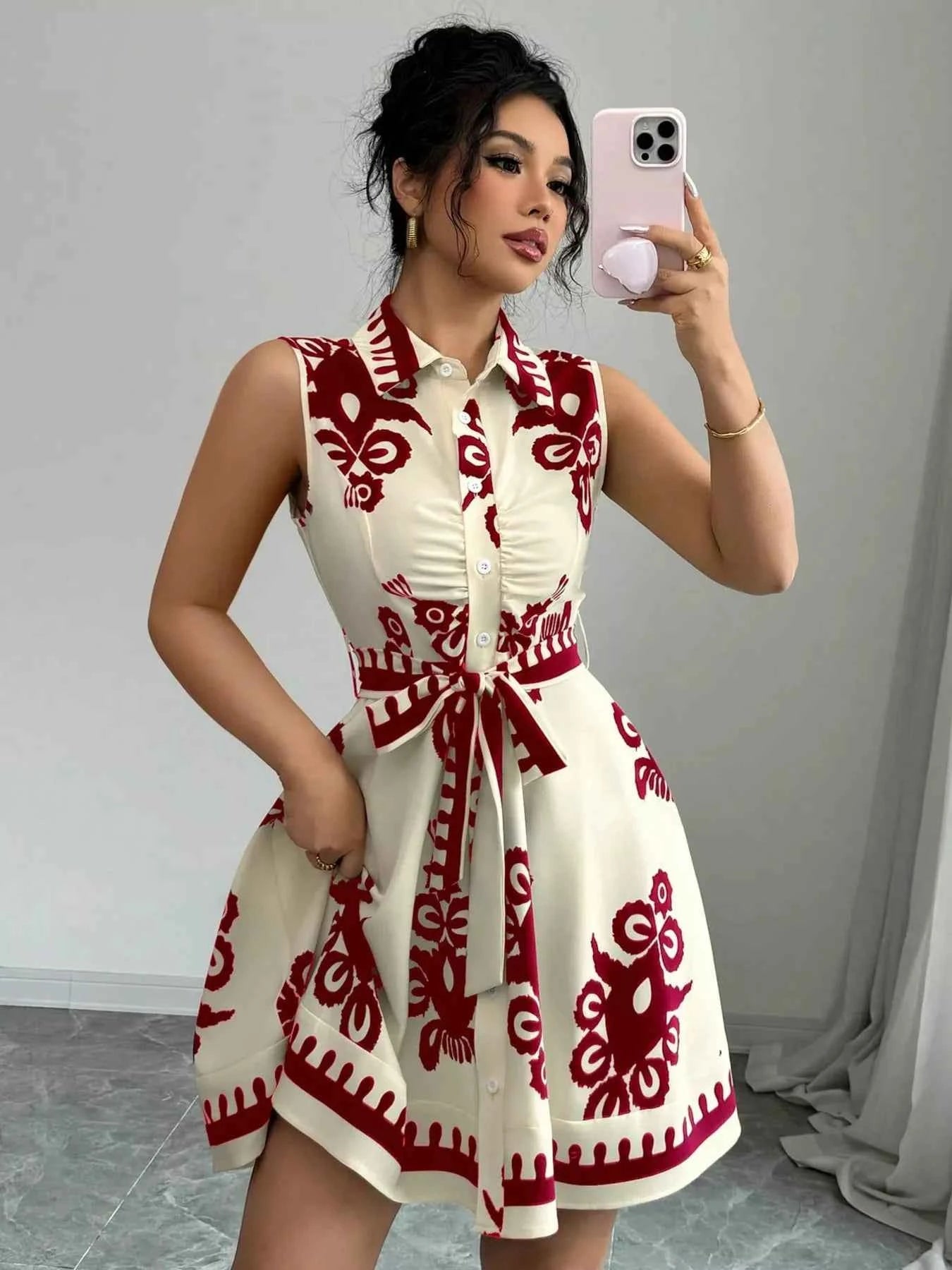 Robe d'Été Froncée Escale Sans Manches – Ceinture à Nouer, S à 2XL - Bootiky