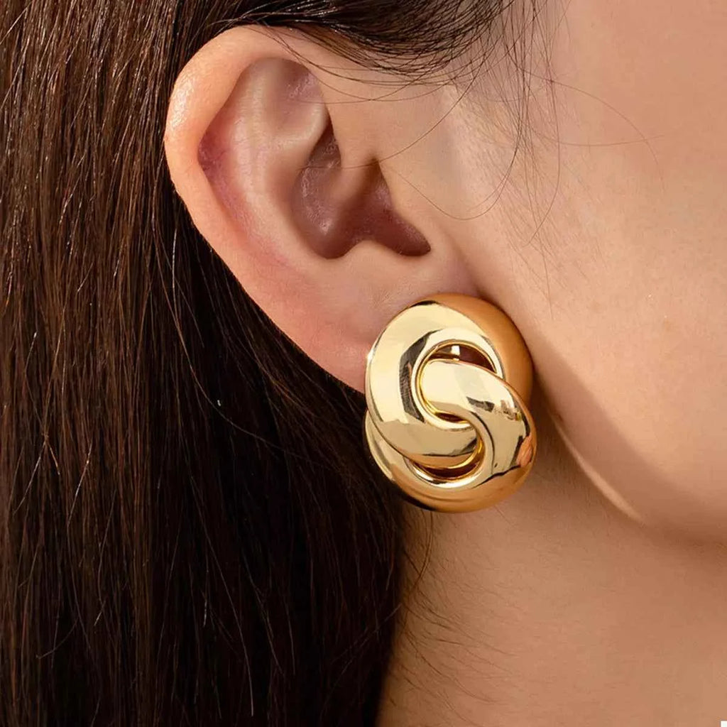 Boucles d'Oreilles Graphiques Saga Nœud Chunky – Plaqué Or 18K ou Argent - Bootiky