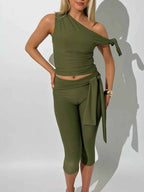 Ensemble top épaule asymétrique noué & capri femme – coloris Moss - Bootiky