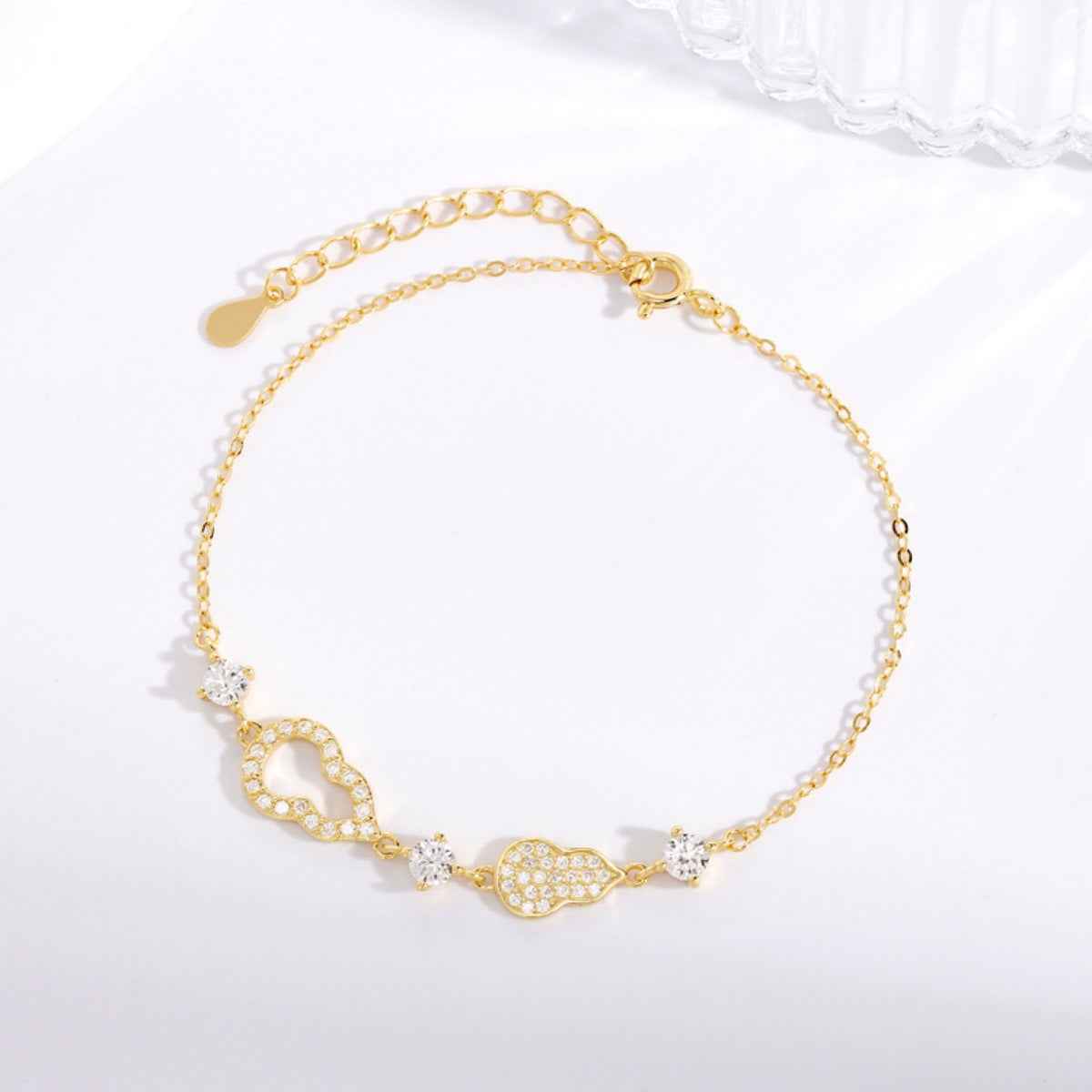 Bracelet Amulette Wulu Argent 925 & Zircons – Or 18K, Or Rose ou Argent, Écrin Inclus - Bootiky