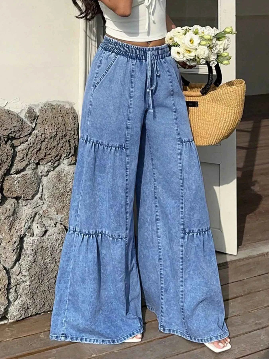 Jean wide-leg à volants – coupe ample et décontractée - Bootiky