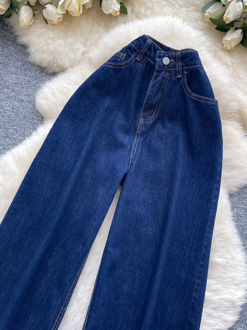 Jean taille haute wide-leg – coupe droite et fente latérale - Bootiky