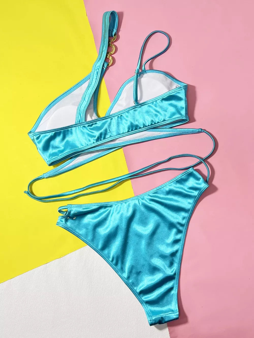 Bikini 2 Pièces — Haut Croisé & Détails Chaînes Bleu Canard - Bootiky
