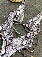 Maillot de Bain 1 Pièce — Décolleté Plongeant & Dos Nu Lacé - Bootiky