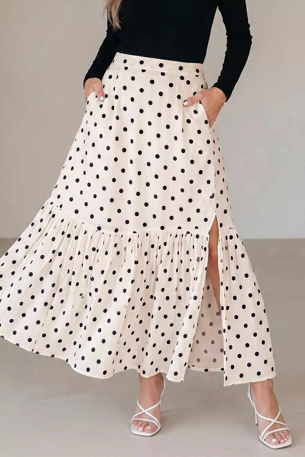 Jupe Maxi Volantée Polka Romance Fendue – Taille Haute, S à 2XL - Bootiky