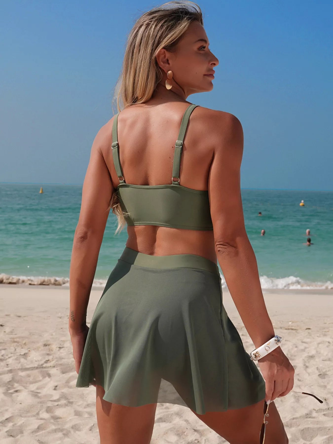 Ensemble de Bain Deux Pièces — Haut Twist & Jupe-Short - Bootiky