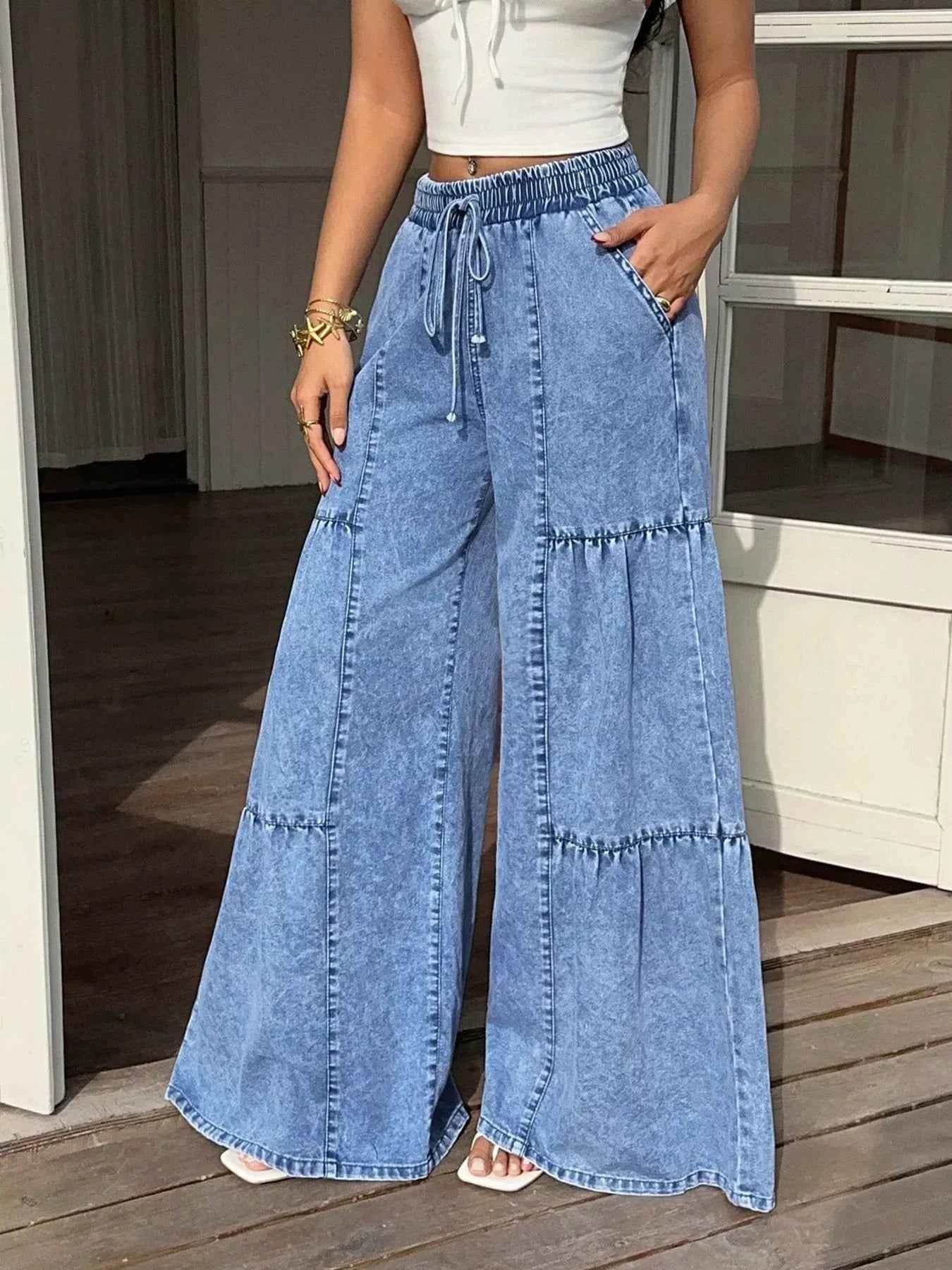 Jean wide-leg à volants – coupe ample et décontractée - Bootiky