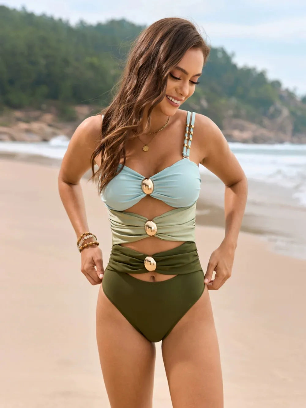 Maillot de Bain 1 Pièce — Color Block, Décolleté Cœur & Froncé - Bootiky