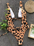 Maillot de Bain 1 Pièce — Décolleté Plongeant & Dos Nu Lacé - Bootiky