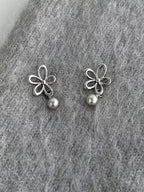 Boucles d'Oreilles Pendantes Fleur & Perles — Argent 925 - Bootiky