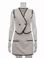 Ensemble gilet boutonné liseré contrastant & jupe femme – coloris Beige - Bootiky