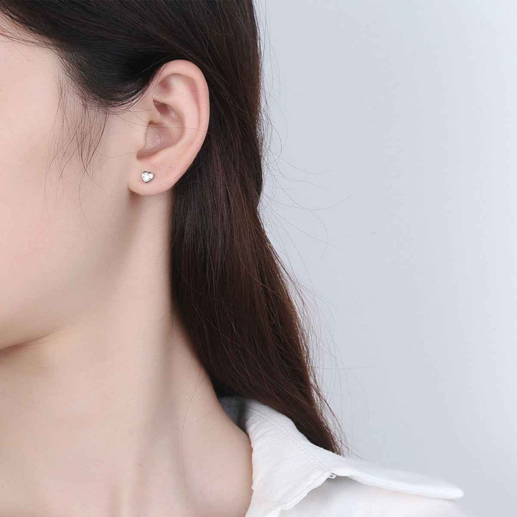 Clous d'Oreilles Amour Sacré Cœur – Argent 925 & Zircons, Écrin Inclus - Bootiky