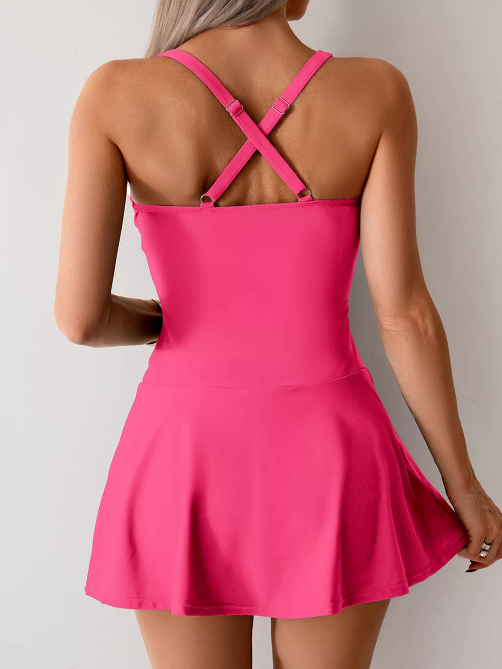 Maillot de Bain Une Pièce à Devant Torsadé — Twist Front - Bootiky